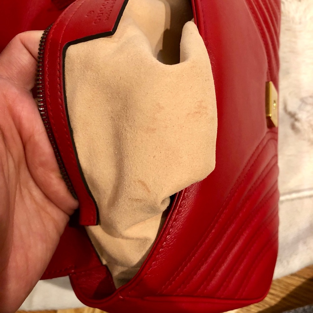 SOLD!!! Gucci Marmont Small Matelasse Shoulder Bag - Picture 4 of 6